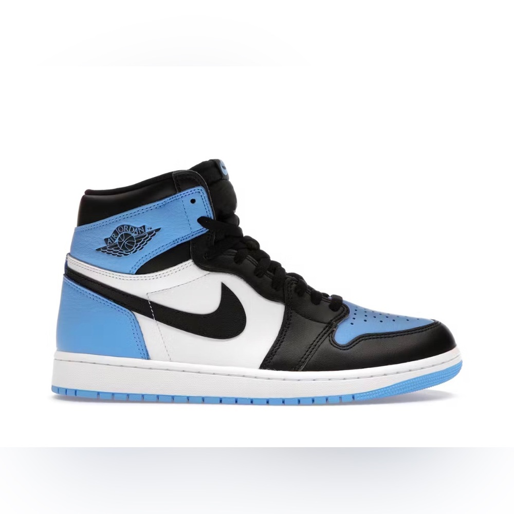 Jordan 1 Retro High OG
UNC Toe